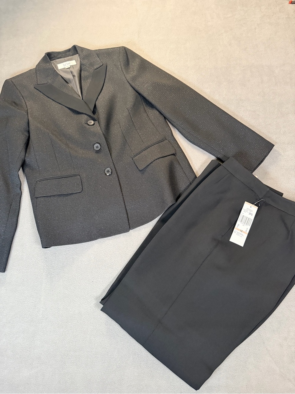 LeSuit Women's Black Pants Suit- Shimmer/Texture Jacket- Size 12- Career- NWT